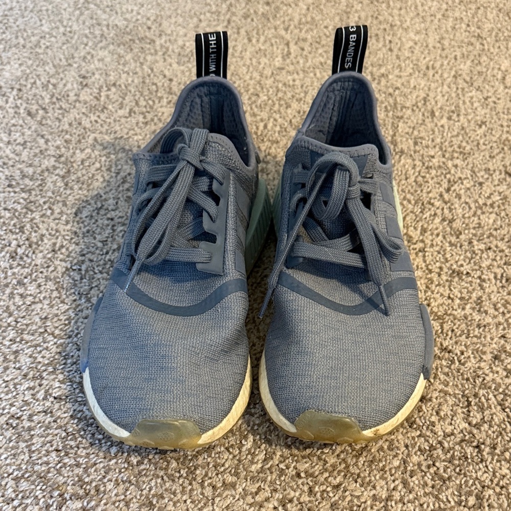 Adidas NMD R1 - Picture 2 of 5